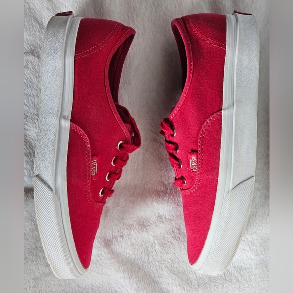 Vans Bold Red Canvas Shoes - Picture 2 of 7